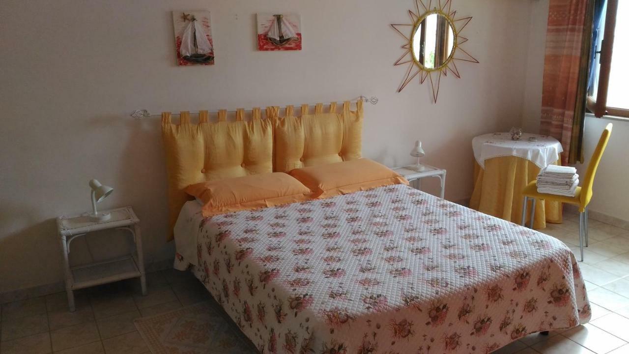 B&B Margherita Calasetta Exteriér fotografie